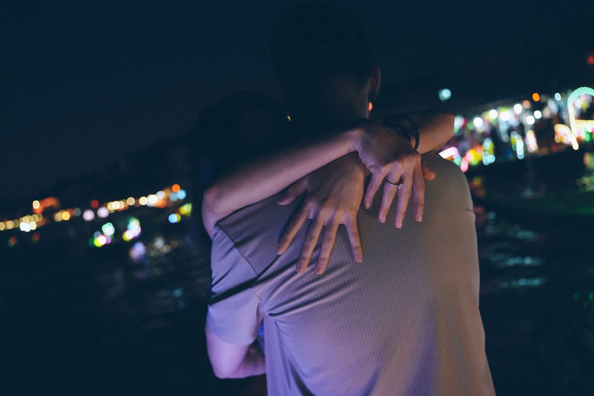 Will He Call Me? Tarot & Astrological Timing Insights