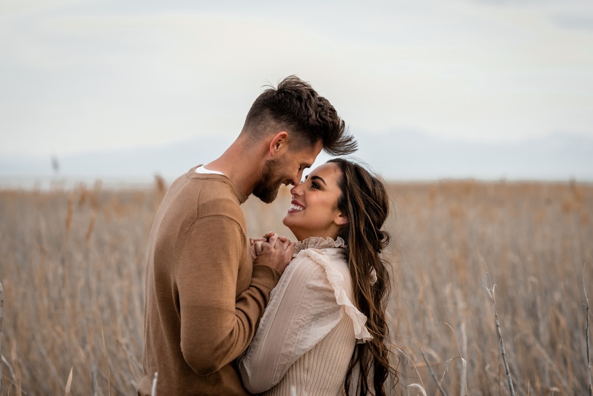 Taurus and Gemini Compatibility 2026 — Love, Friendship & Business Insights