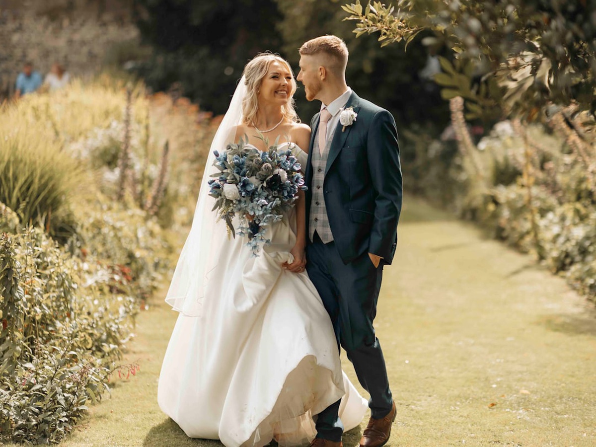 Capricorn and Sagittarius Compatibility 2026 — Love, Friendship & Business Insights